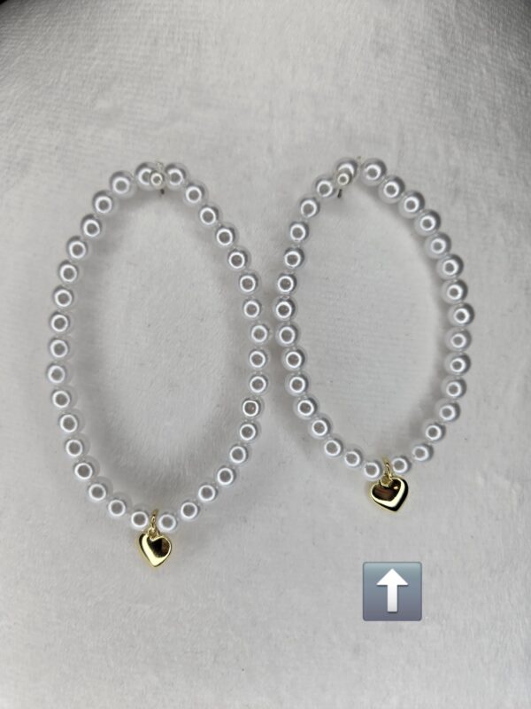 Elastic Pearl Bracelet w/ Gold Heart Charm - Image 2