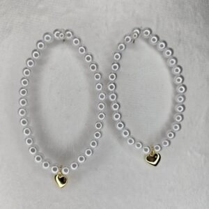 Elastic Pearl Bracelet w/ Gold Heart Charm